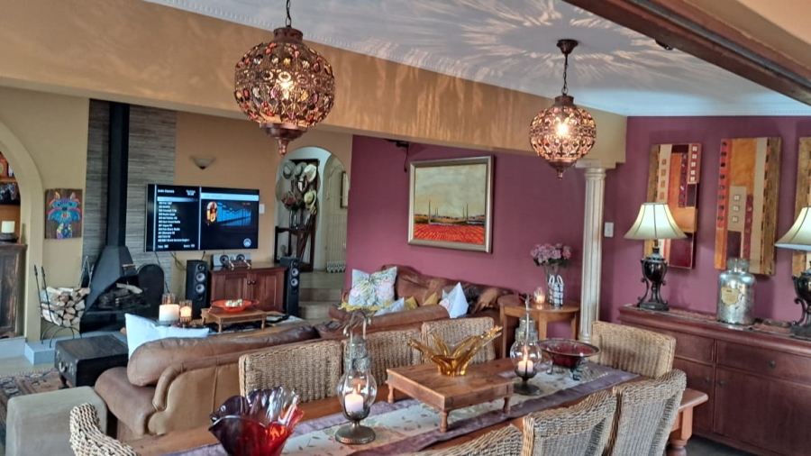 4 Bedroom Property for Sale in Nahoon Valley Park Eastern Cape